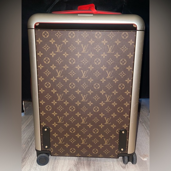 Louis Vuitton Horizon 55 Luggage/Carry-on - Picture 2 of 8